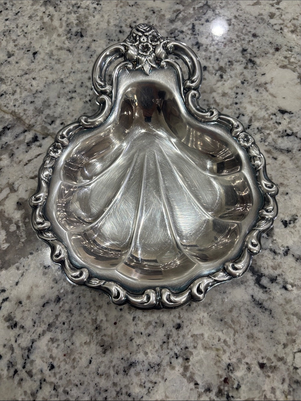Vintage Ornate Silver Plated Clamshell Trinket Dish Shell Jewelry Tray VTG - Picture 11 of 11